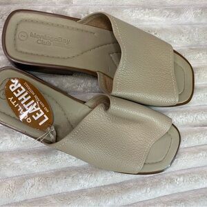 Montego Bay Club Beige Leather Clogs
